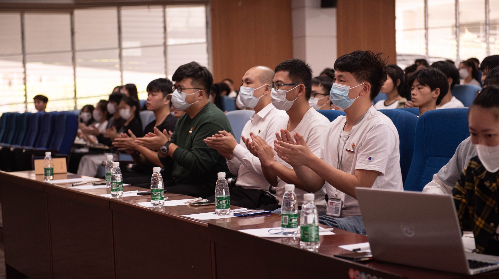 whj (1 - 1)-6.jpg whj (1 - 1)-6.jpg